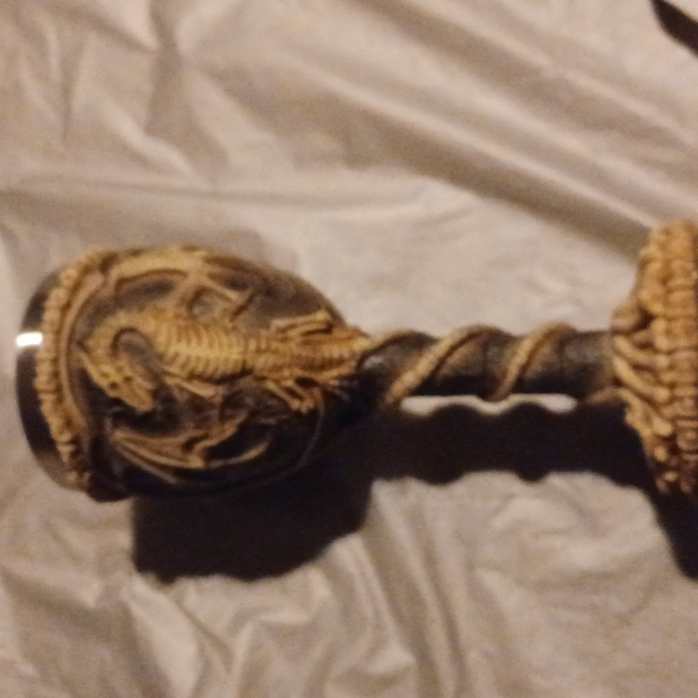 - Medievel Dragon Goblet with Intricate Design - Picture 4 of 7